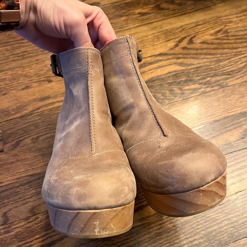 Free People Tan Leather Mules - Picture 7 of 14